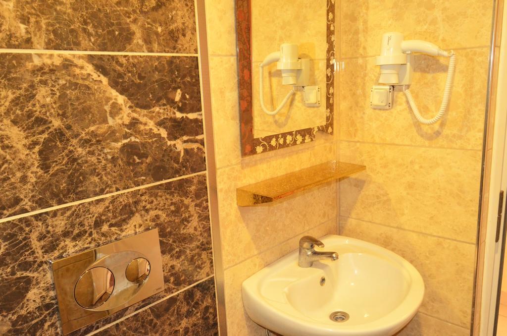 Hotel Yonca Istanbul Exteriör bild